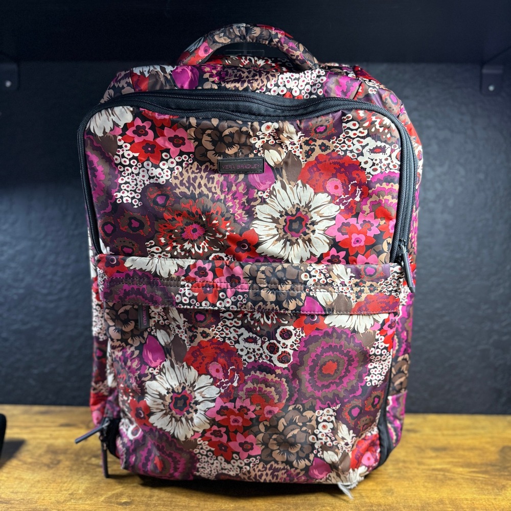 Vera Bradley Lighten Up Floral Polyester Wheeled Carry On Luggage‎ Large Womens